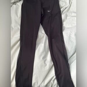 Nike leggings